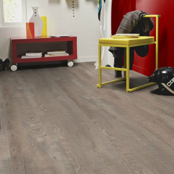 Tarkett iD Essential 30 – Smoked oak Light Grey 3977004