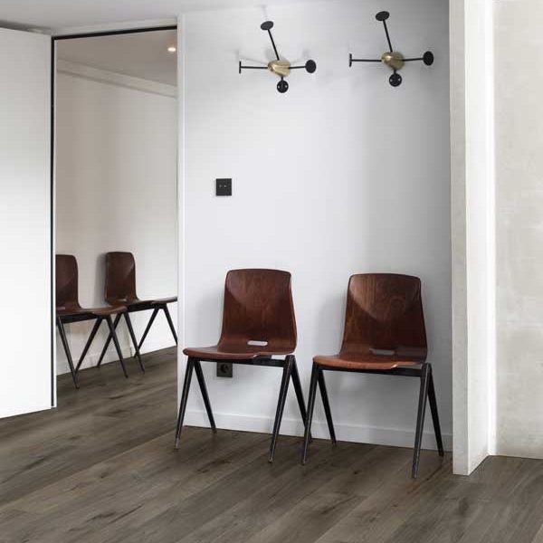 Giant Oak Vinyl Flooring – GOVF669M
