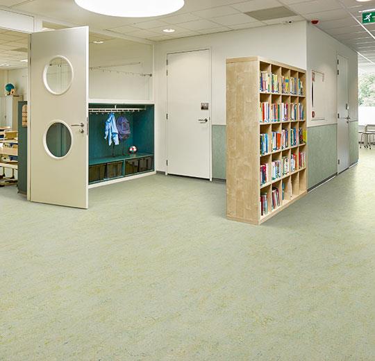 Marmoleum Splash – Salsa Verde